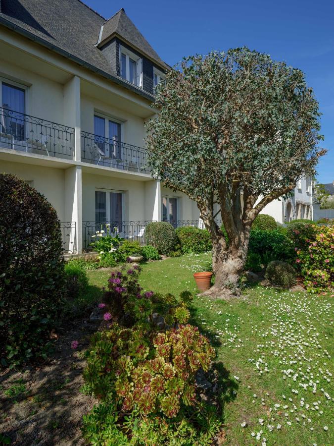 Hôtel La Résidence des Artistes Roscoff Exterior foto